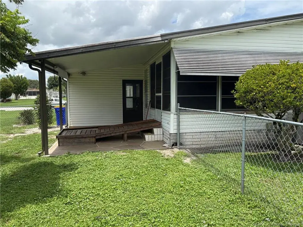 2458 Marquis Terrace, Stuart