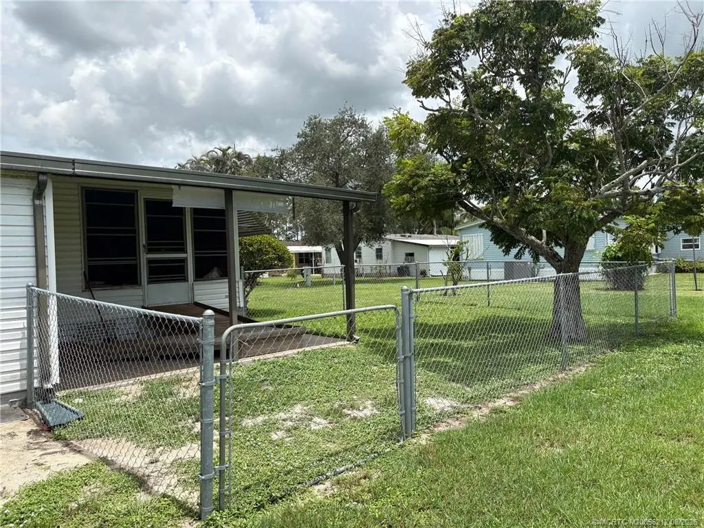 5 of 12 - 2458 Marquis Terrace, Stuart, FL