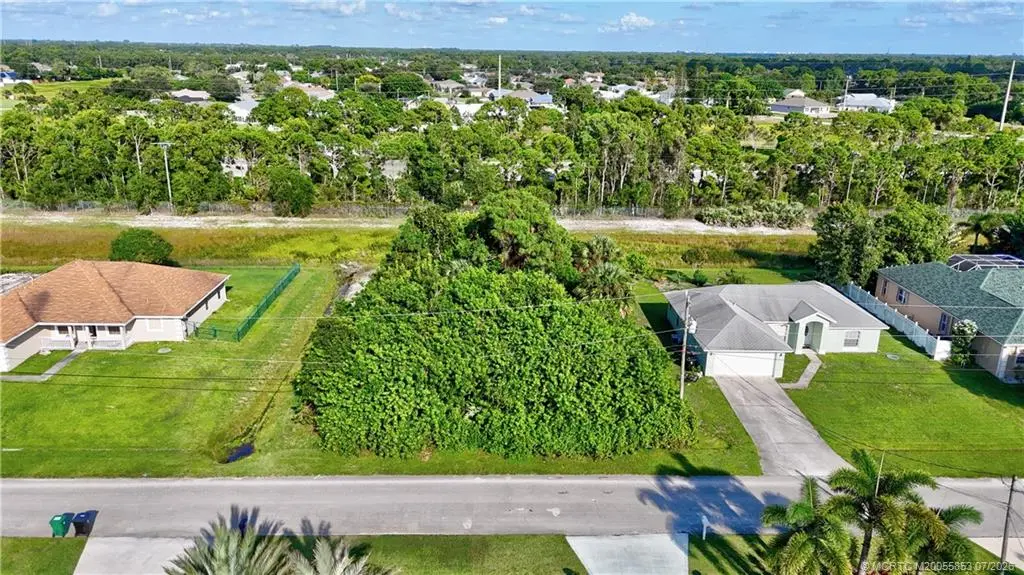 3 of 19 - 5160 Aljo Circle, Port St. Lucie, FL