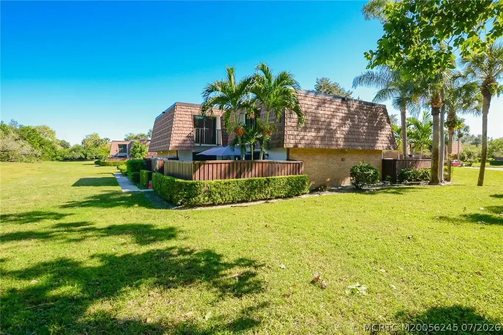 2926 Sunset Trace Circle, Palm City