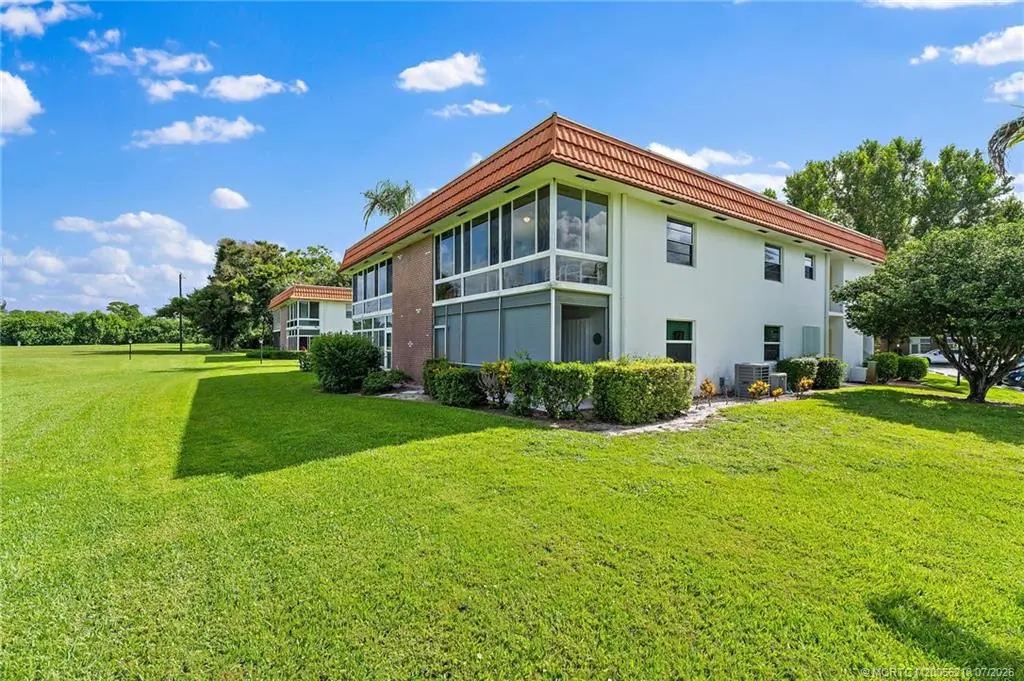 3 of 25 - 1225 21st Street 2715, Stuart, FL