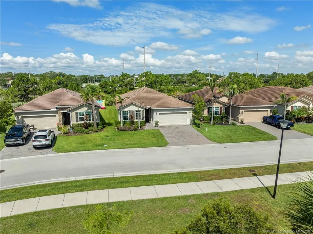 4 of 72 - 4474 King Court, Jensen Beach, FL