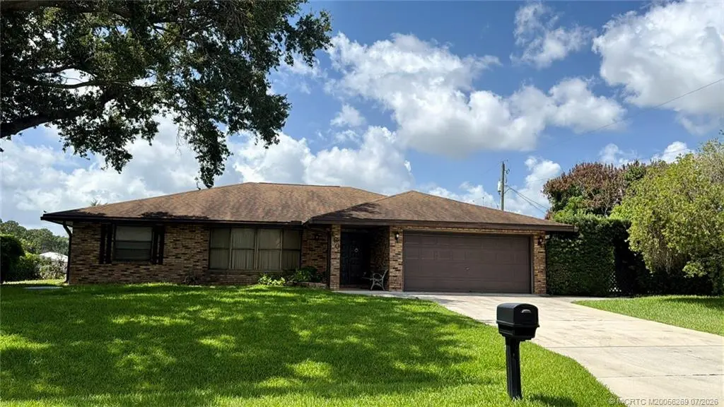 160 Todd Avenue, Port St. Lucie