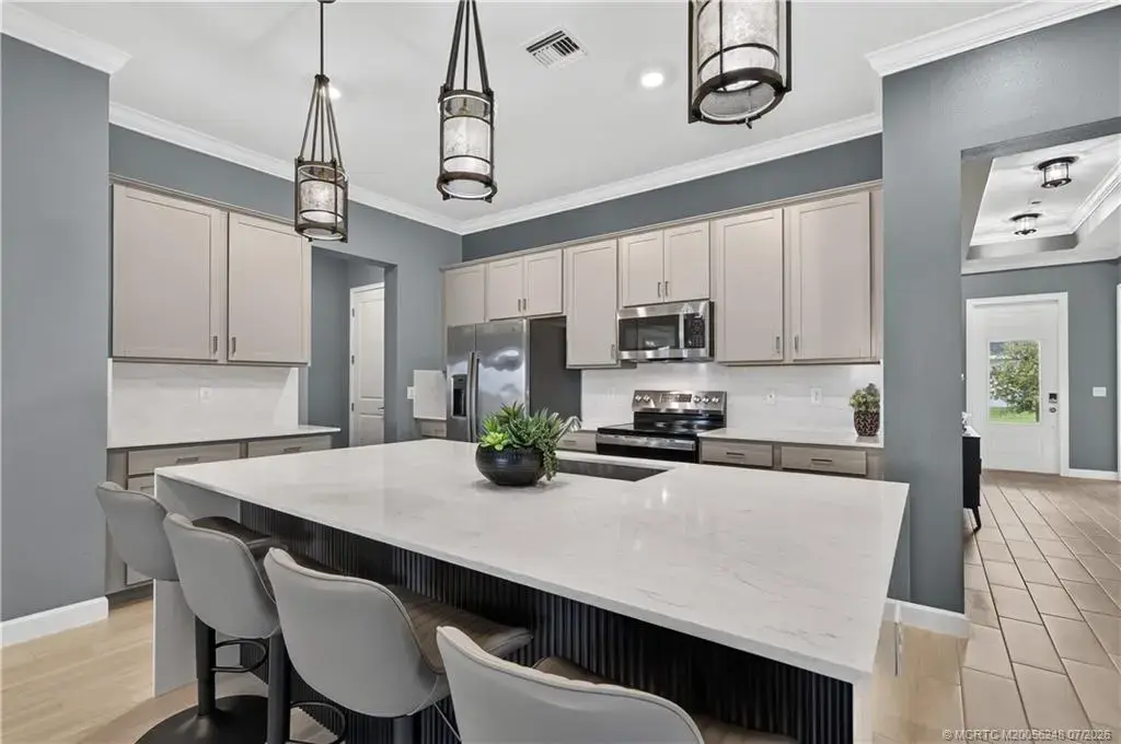1337 Crosswood Way, Port St Lucie