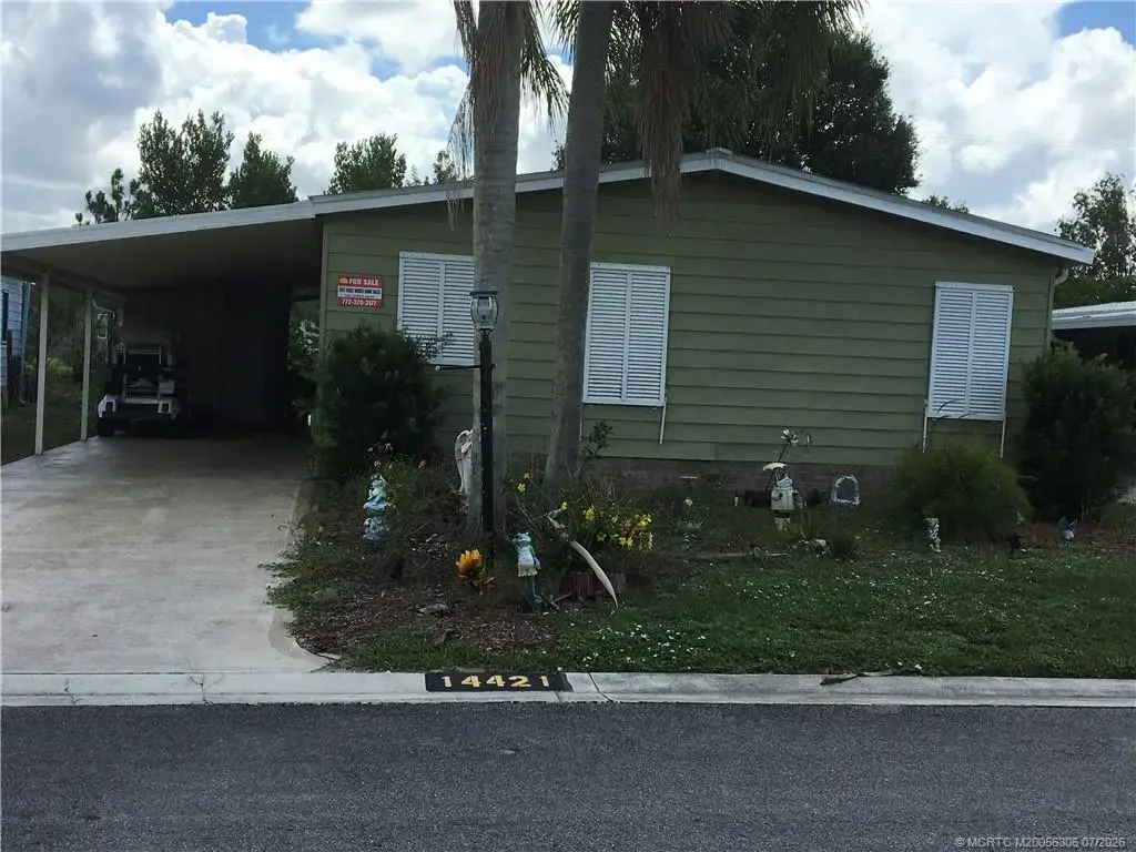 14421 Sw Divot Drive A-37, Indiantown