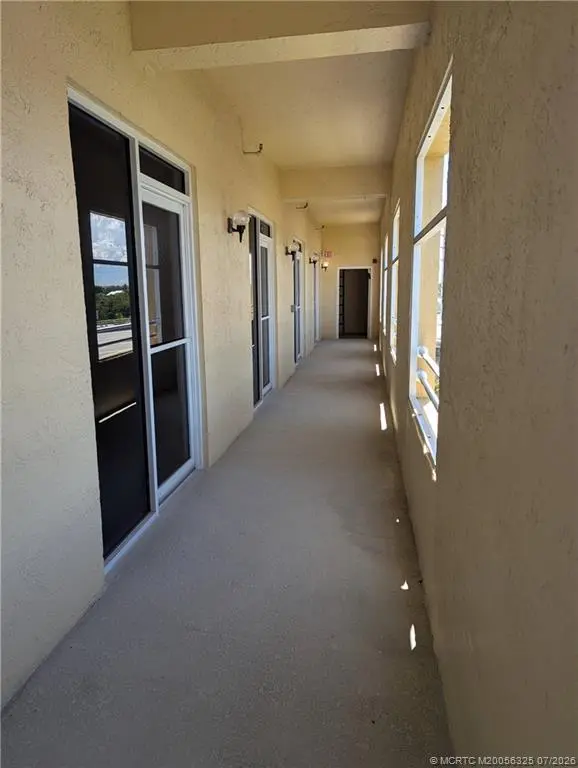 2 of 25 - 701 Federal Highway, Stuart, FL