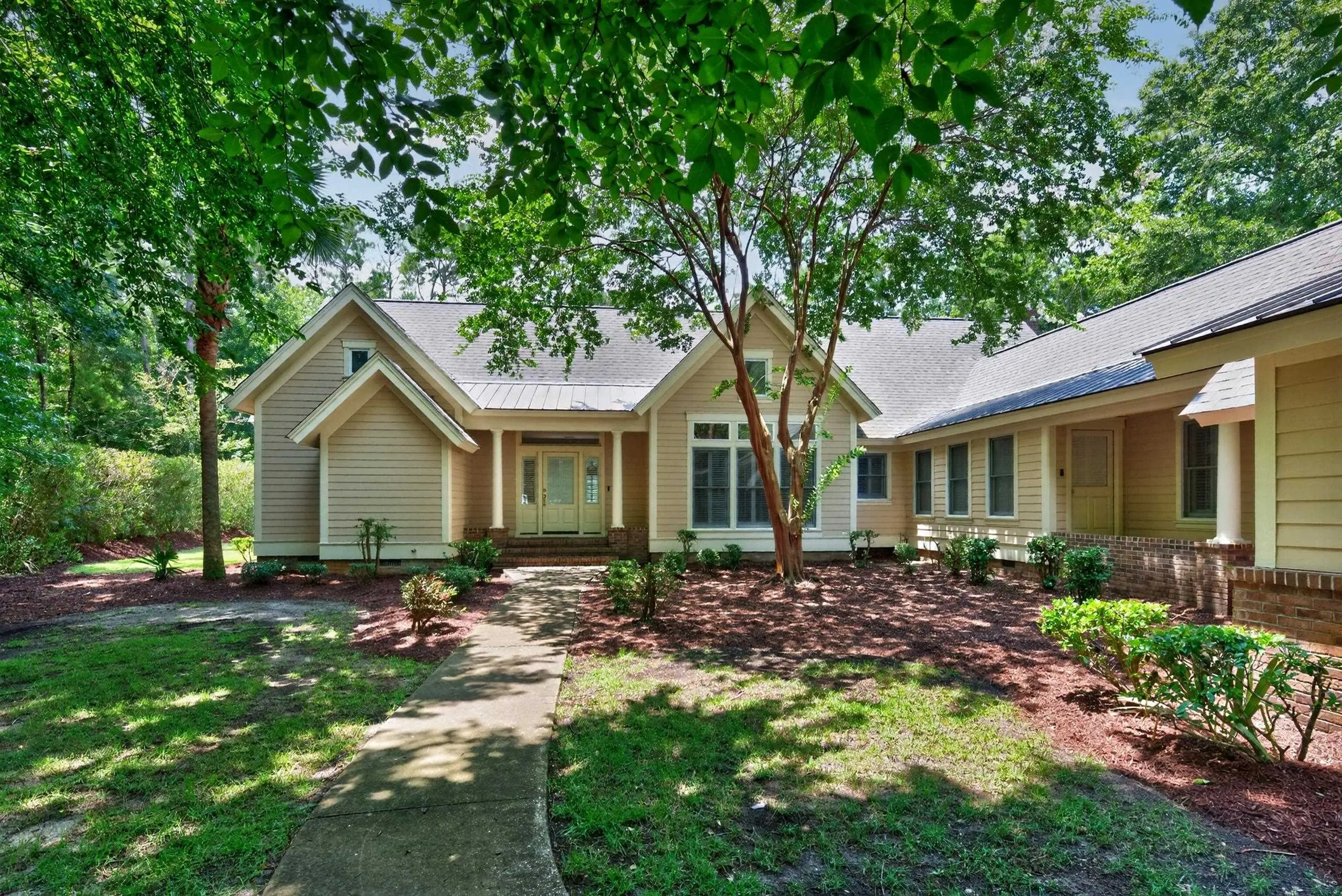 Photo of Listing #2617935