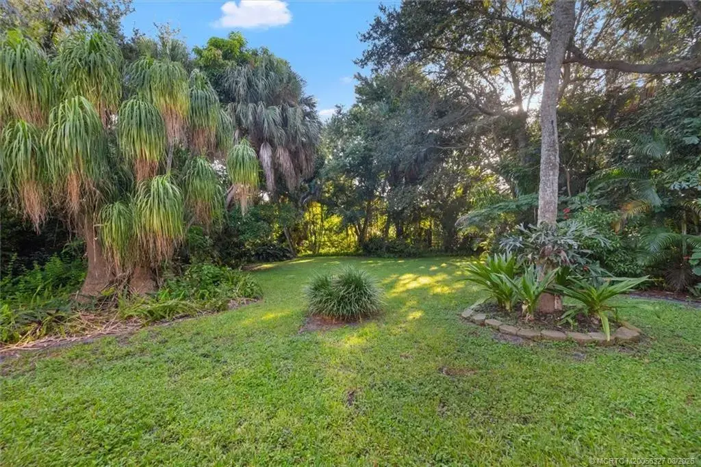 22 Via Lucindia, Sewalls Point