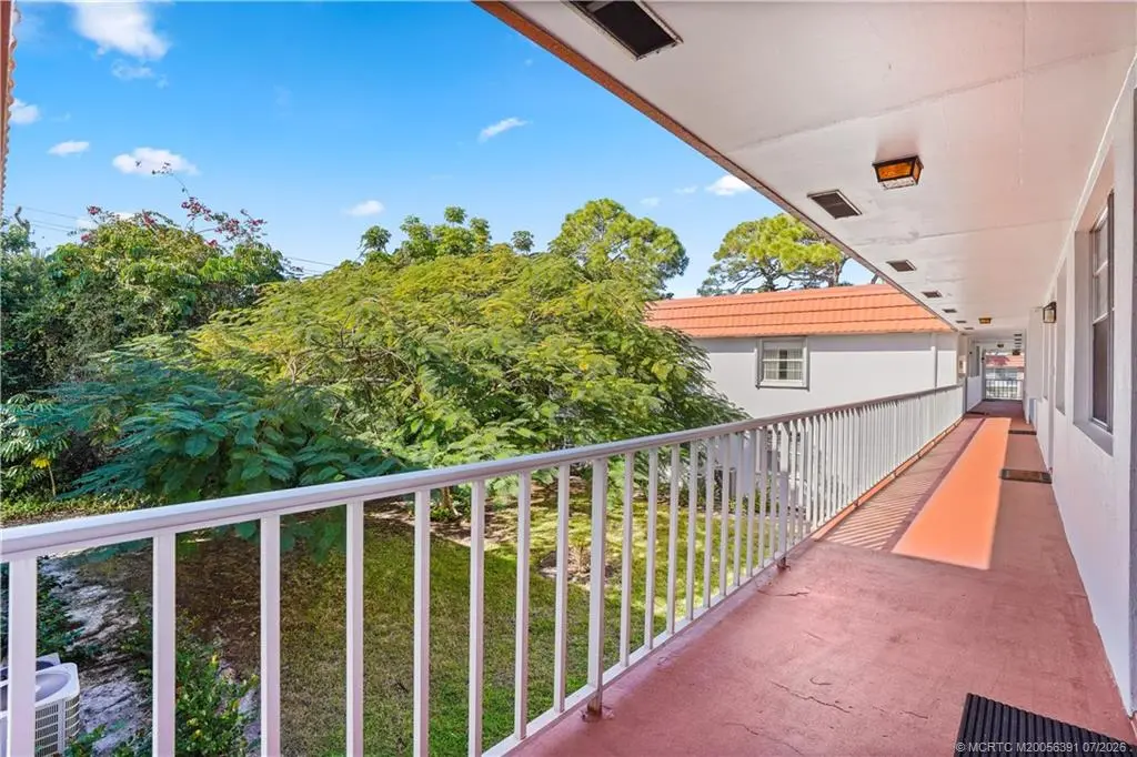 4 of 21 - 2600 Ocean Boulevard Dd-12, Stuart, FL