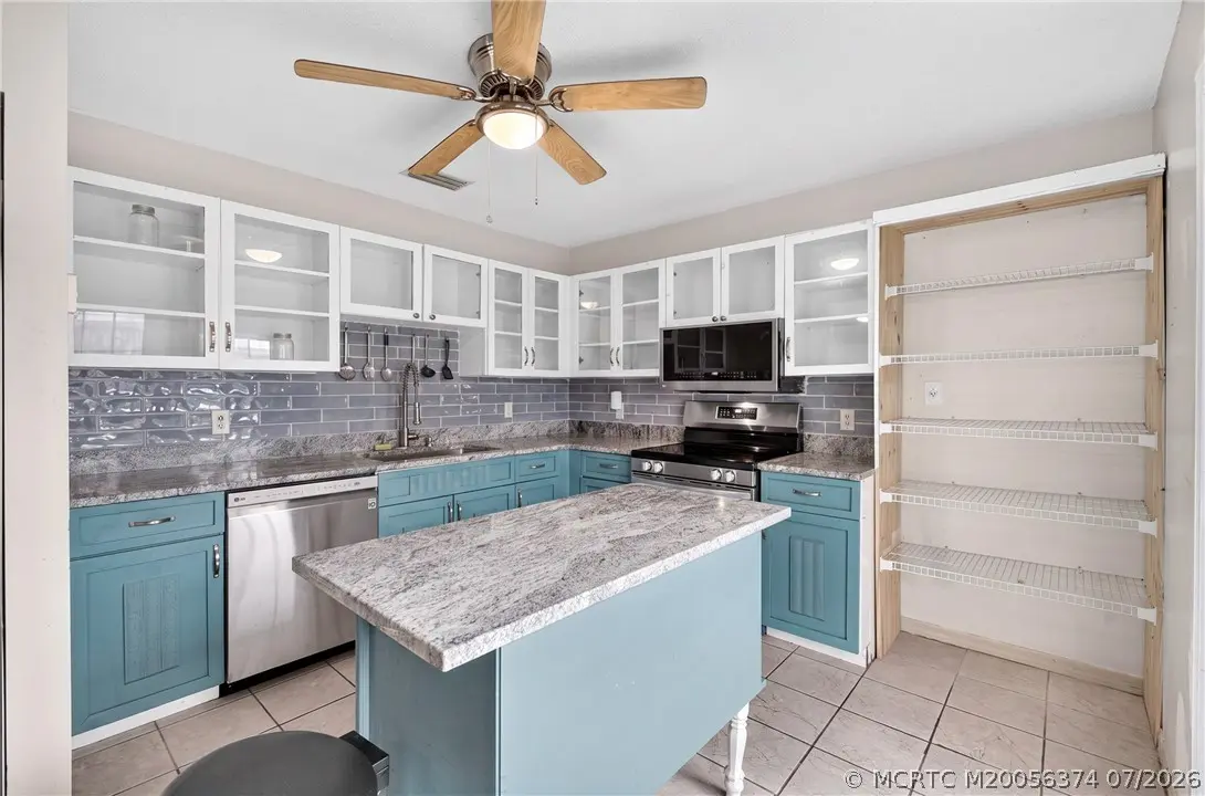 5 of 38 - 1625 22nd Avenue, Vero Beach, FL