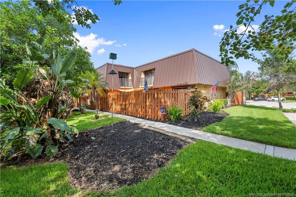 6145 Windsong Lane, Stuart