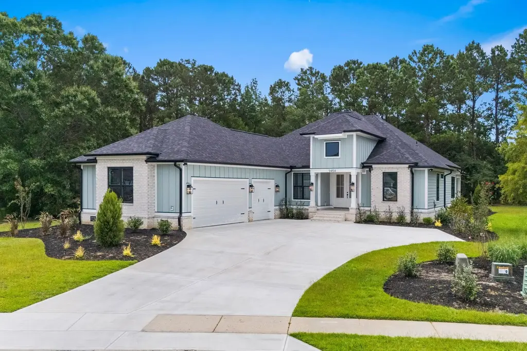9454 Old Salem Way, Calabash