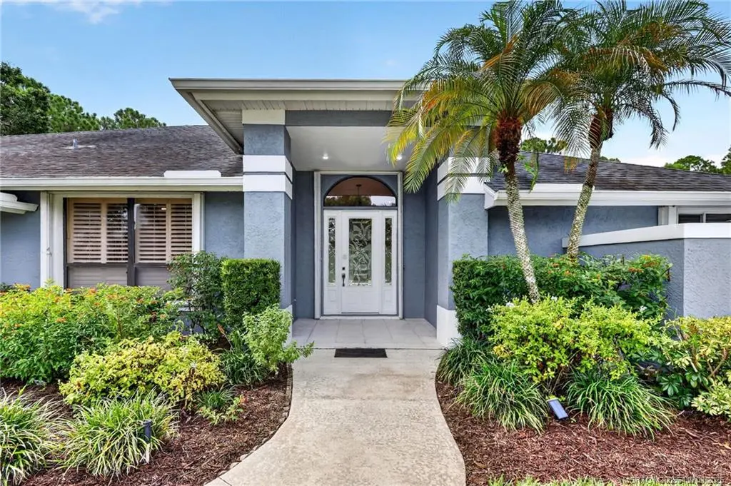 2 of 77 - 672 Pin Oak Terrace, Stuart, FL