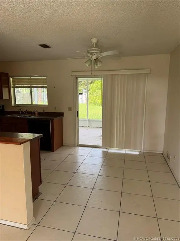 4 of 12 - 2470 University Terrace, Port St. Lucie, FL