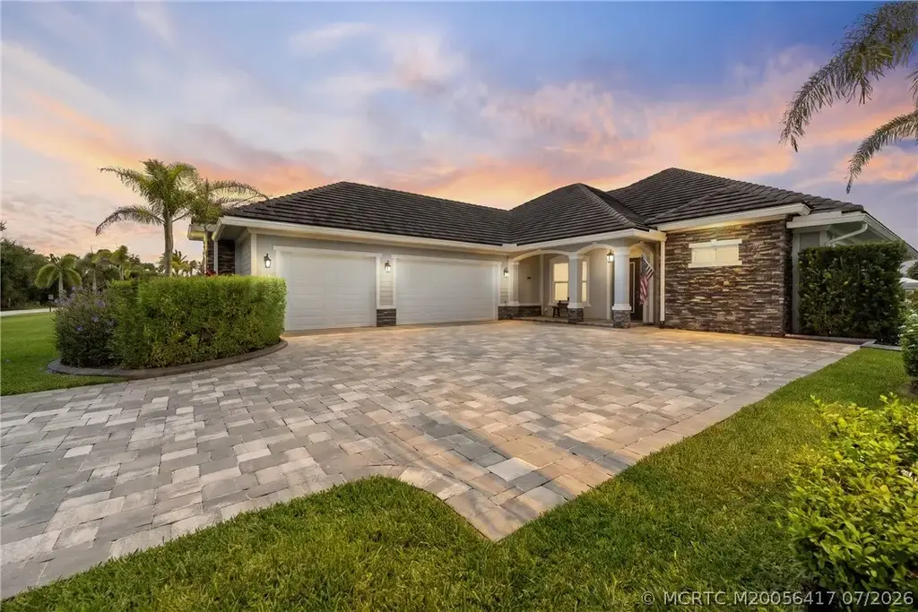 1100 Squire Johns Lane, Palm City
