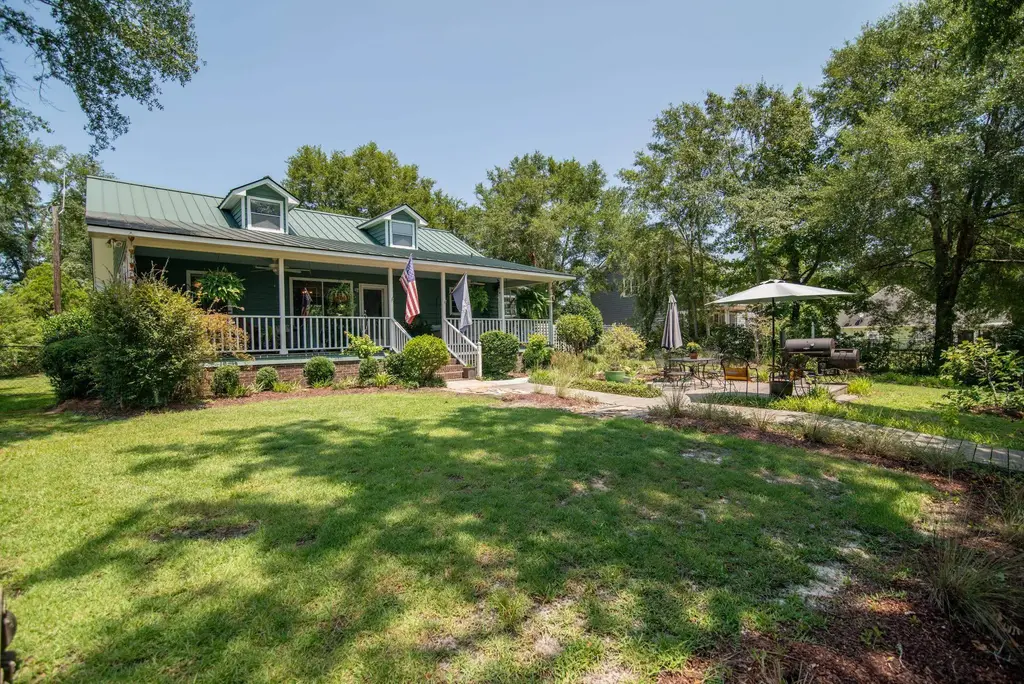 745 Francis Marion Dr., Georgetown