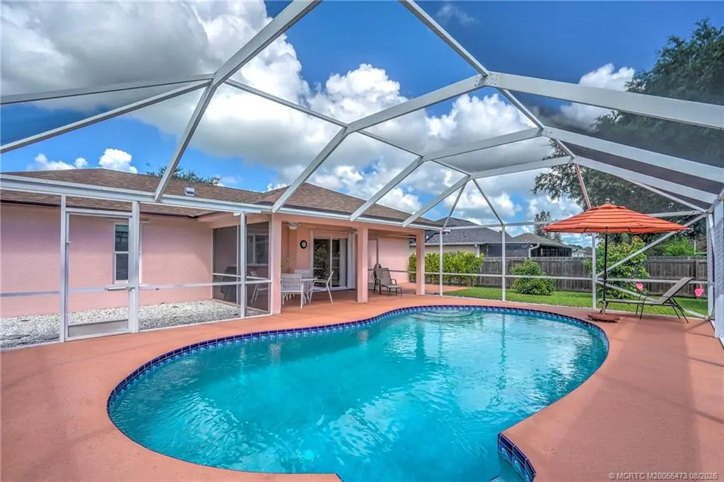 4 of 52 - 2007 Heathwood Circle, Port St. Lucie, FL