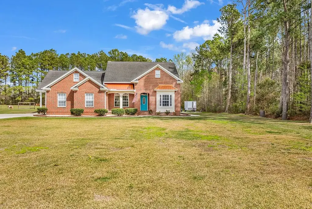 121 Bear Branch Ct., Longs