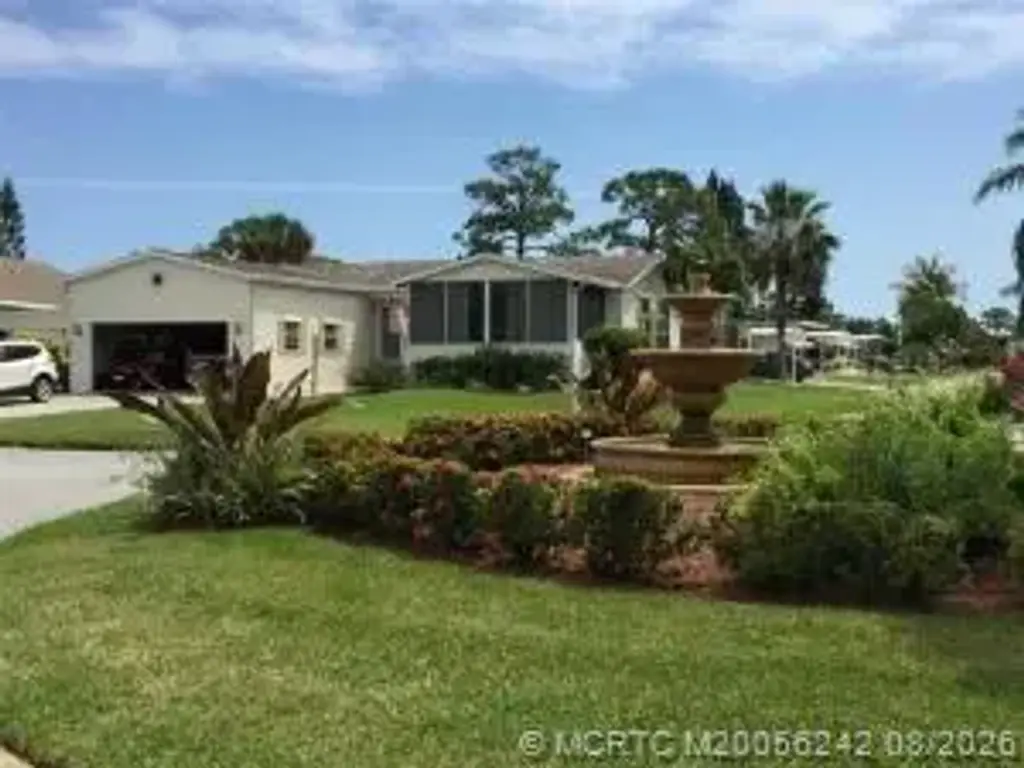4090 5th Avenue, Lantana