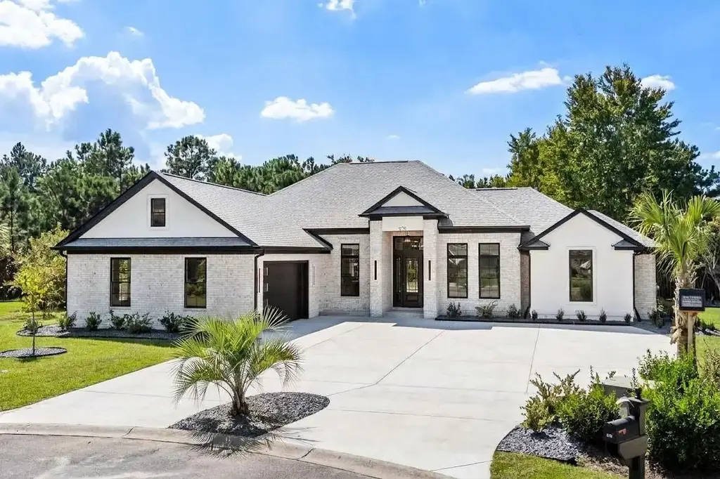 878 Sand Binder Dr., Myrtle Beach