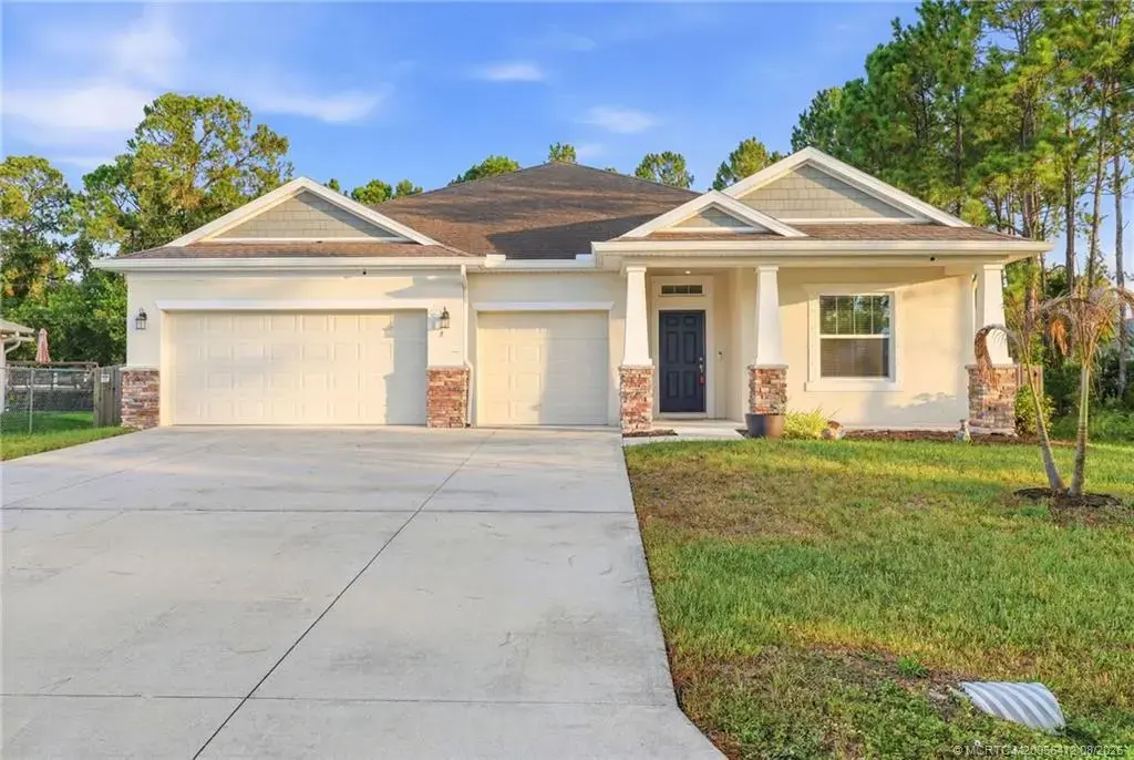 242 Heritage Street, Palm Bay