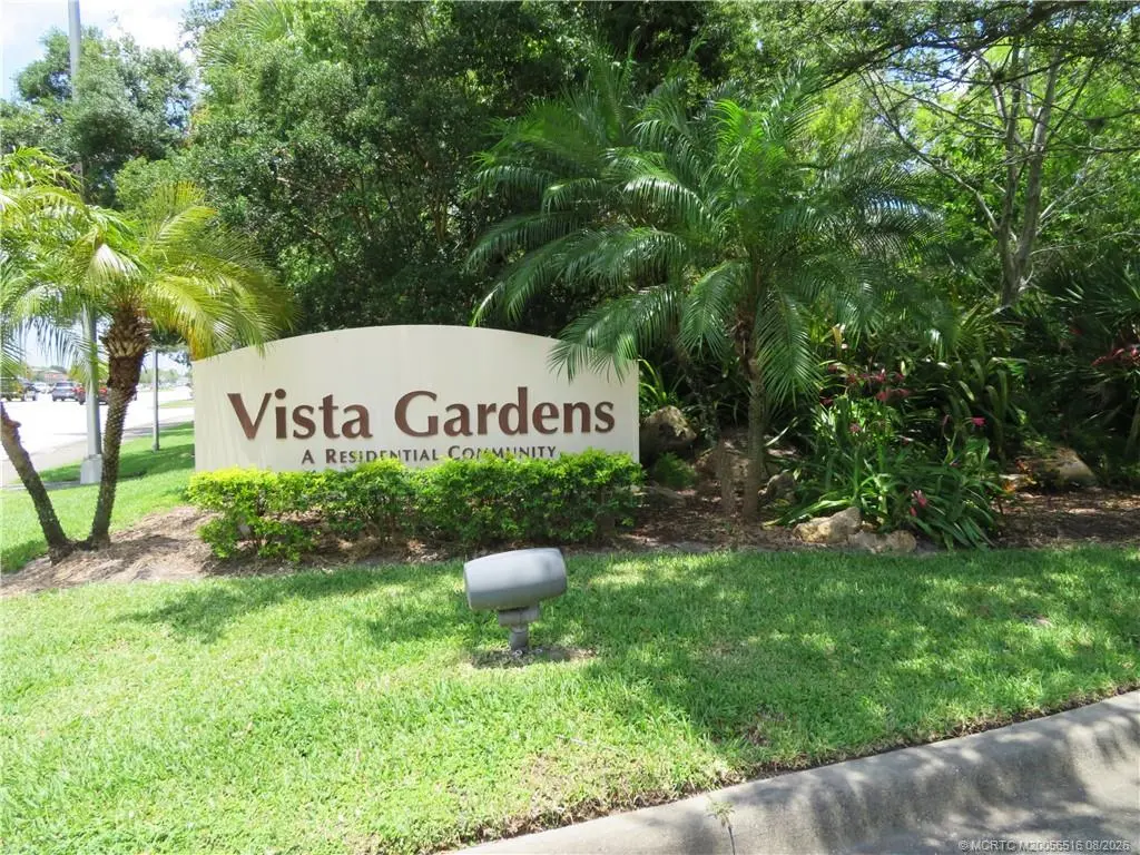 40 Vista Gardens Trail 204, Vero Beach
