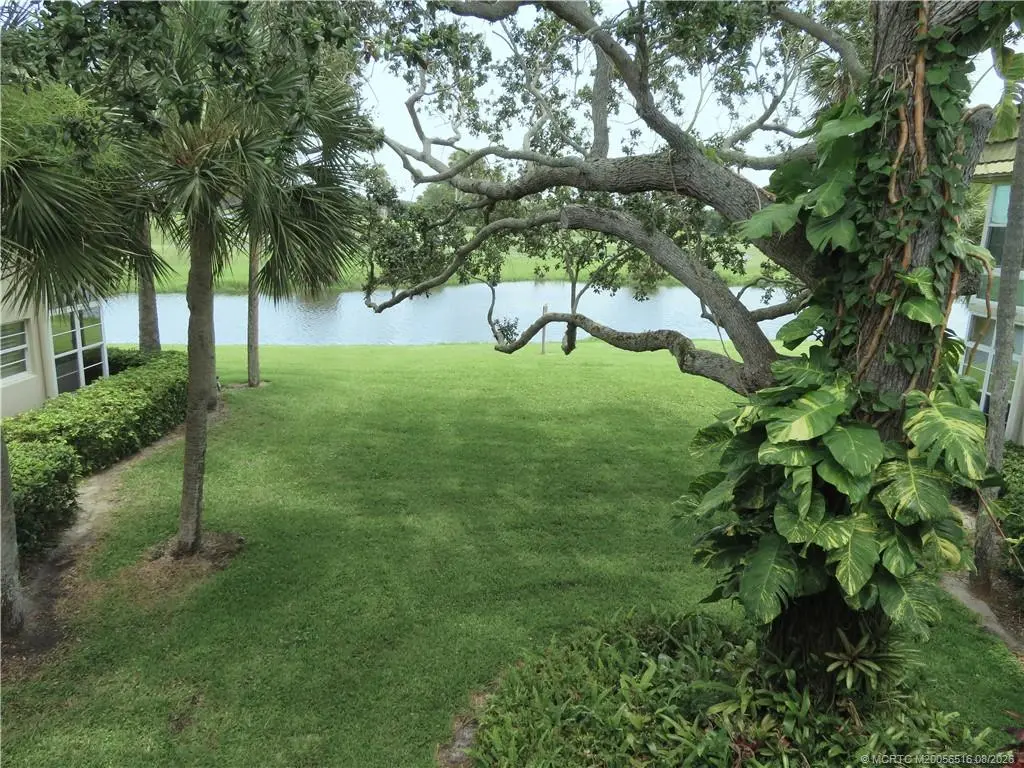 3 of 25 - 40 Vista Gardens Trail 204, Vero Beach, FL