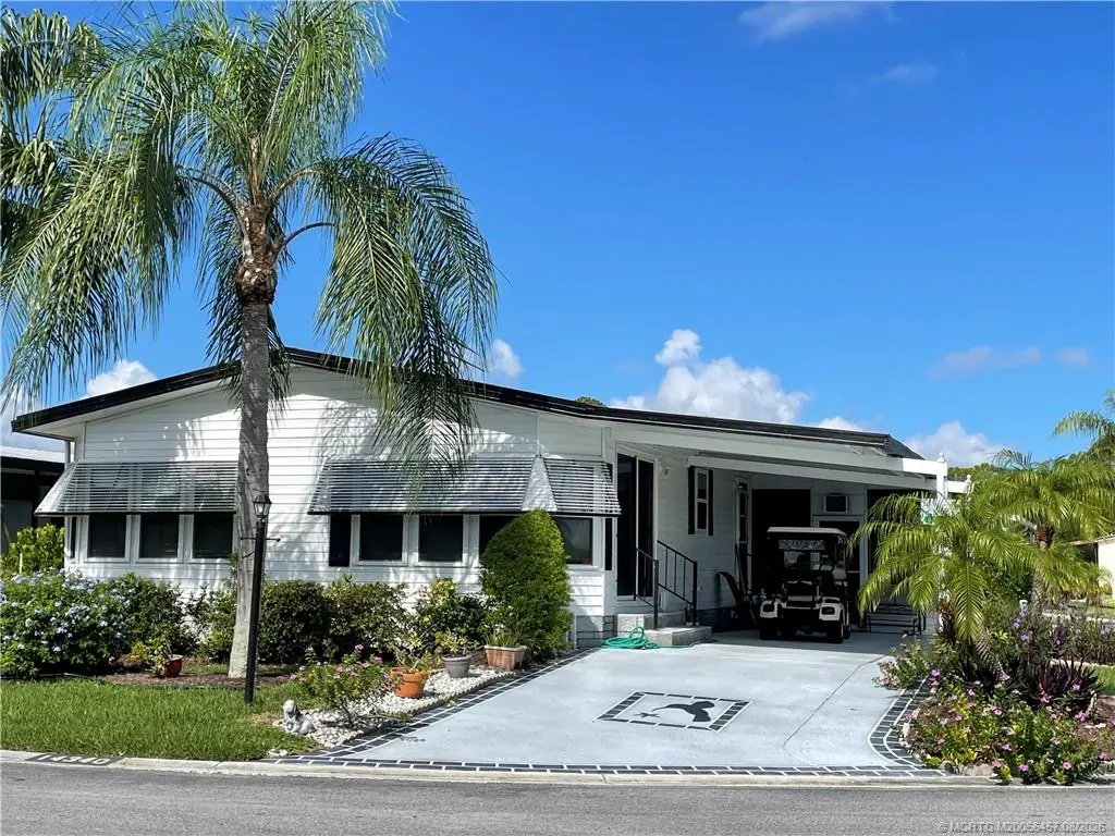 14340 Sand Wedge Drive, Indiantown