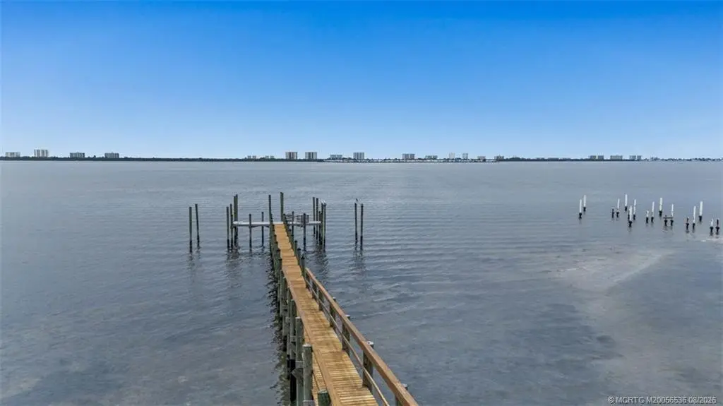 4 of 35 - 104 Sheridan Lane, Jensen Beach, FL