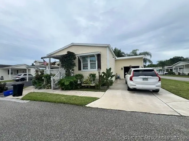 2555 Pga Boulevard 425, Palm Beach Gardens