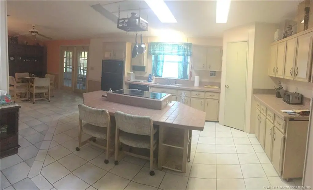 3 of 10 - 16276 Indianwood Circle B-31, Indiantown, FL