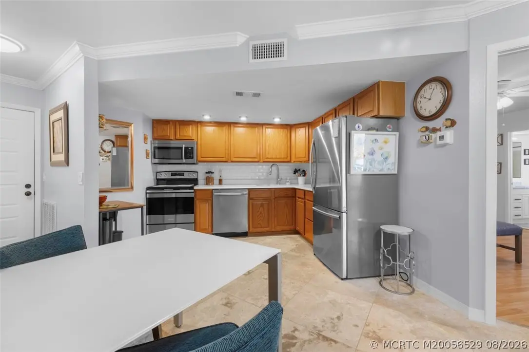 4 of 27 - 1999 Collins Circle 3-10, Jensen Beach, FL