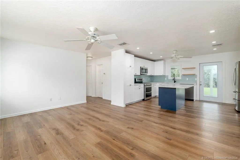 3 of 22 - 8300 Camellia Drive, Hobe Sound, FL