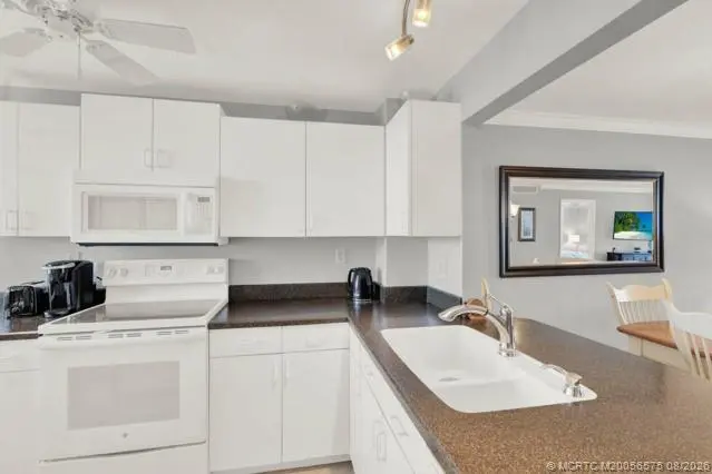 5 of 35 - 10680 Ocean Drive 403, Jensen Beach, FL