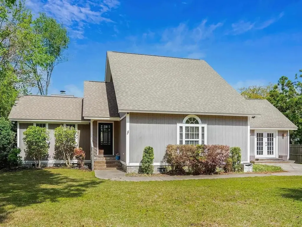 7 Pine Valley Ln., Myrtle Beach