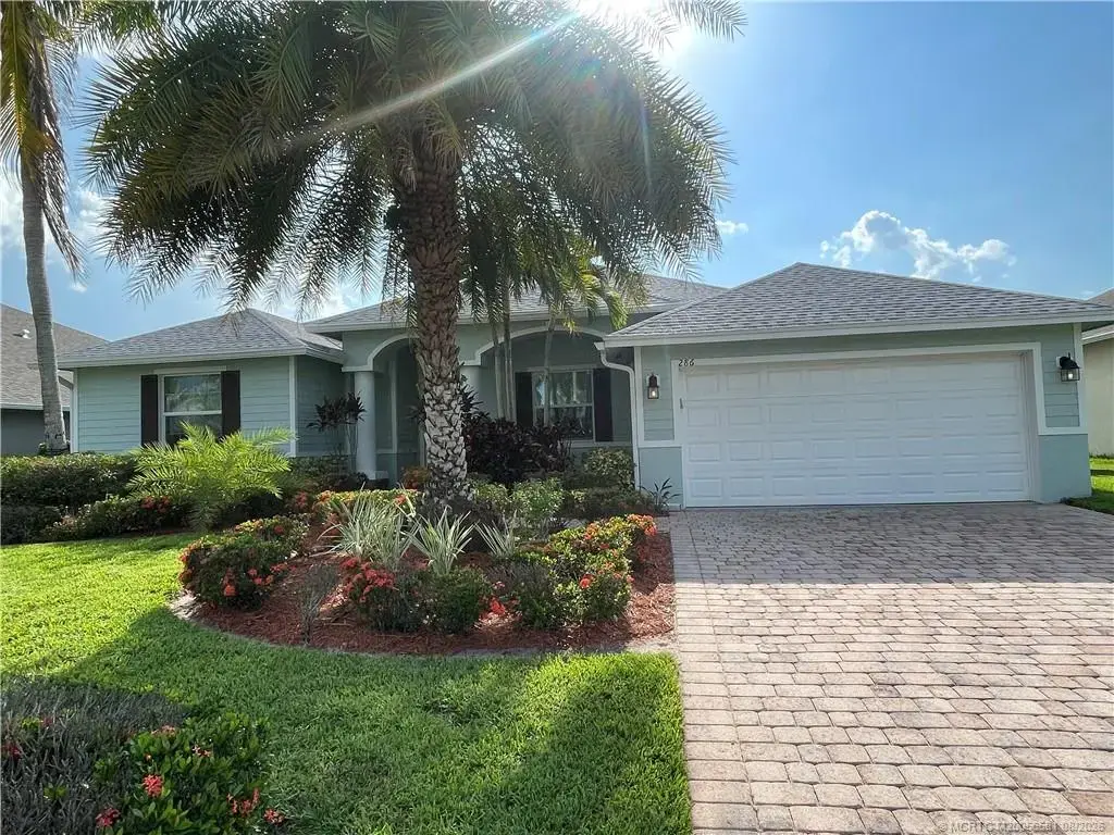 286 Vista Lake Drive, Port St Lucie