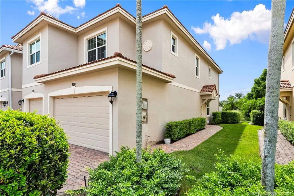 5 of 32 - 650 Glen Crest Way, Stuart, FL