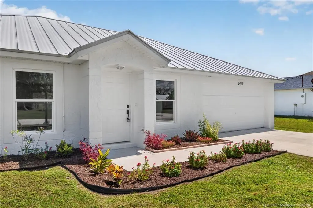 2 of 28 - 2470 Toledo Avenue, River Park, FL