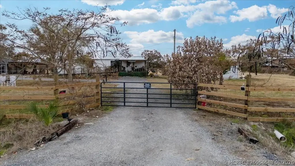 1205 Coffey Road, Moore Haven