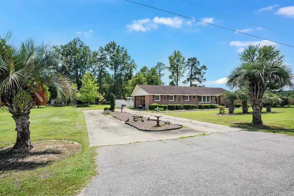 948 Whispering Pines Rd., Johnsonville