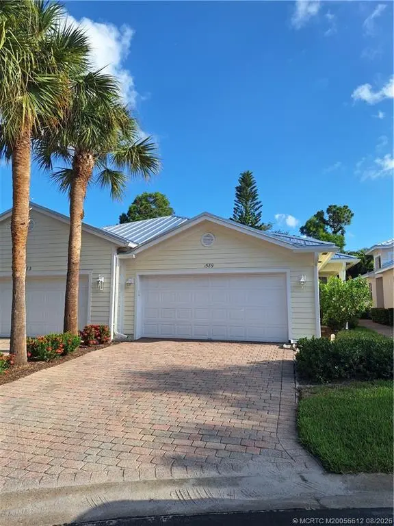 1589 Tidewater Place, Stuart