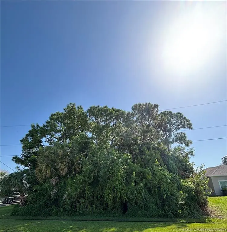 3 of 4 - 1361 Proctor Lane, Port St. Lucie, FL