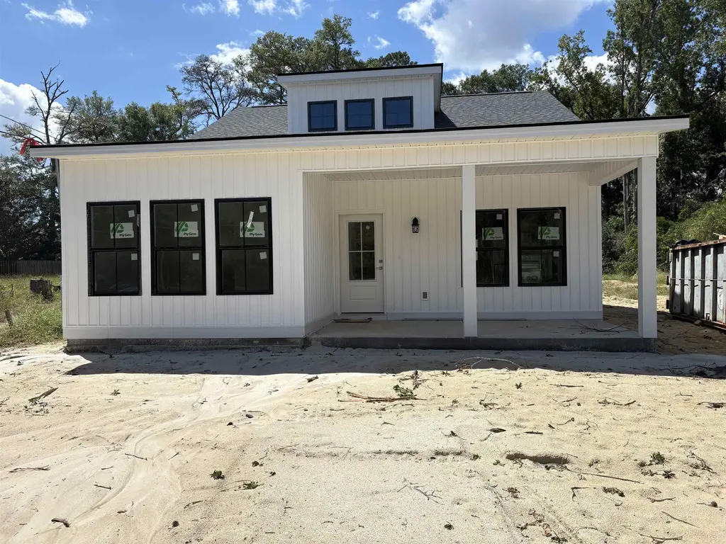 4340 Mineola Ave., Little River