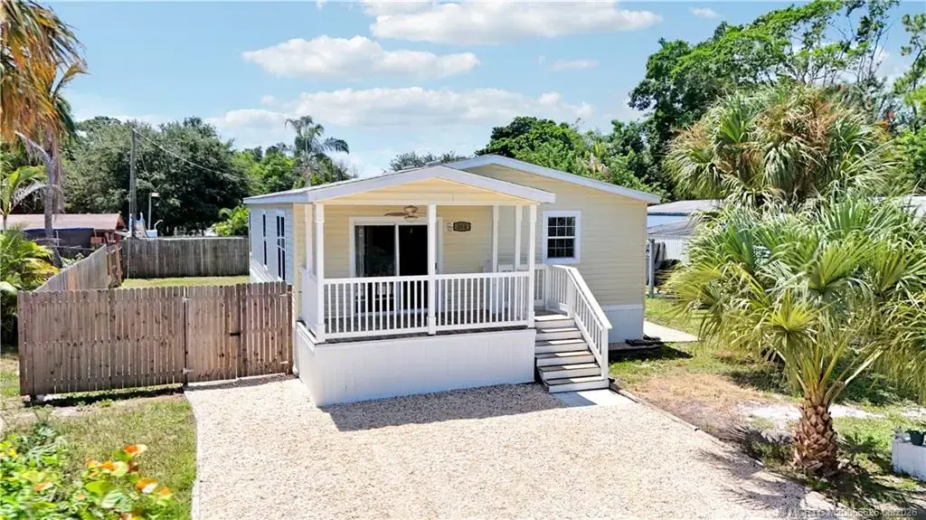 264 Oak Street, Stuart