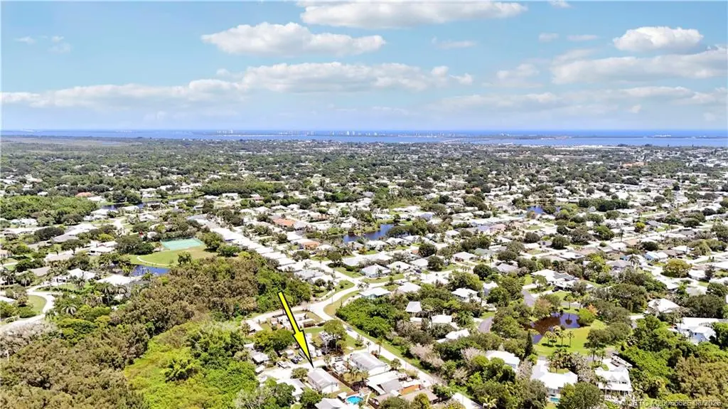2 of 34 - 264 Oak Street, Stuart, FL