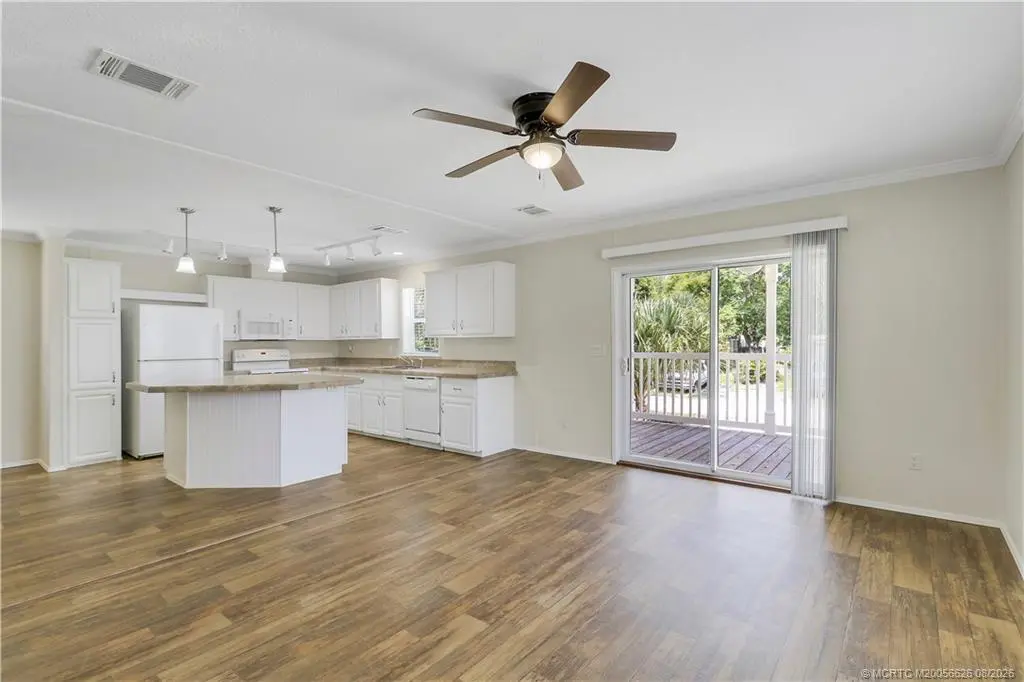4 of 34 - 264 Oak Street, Stuart, FL