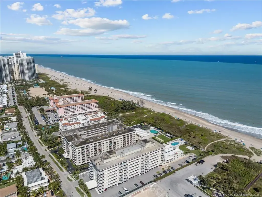 125 Ocean Avenue 506, Palm Beach Shores