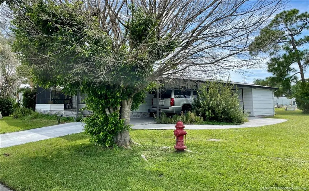 14464 Rake Drive, Indiantown