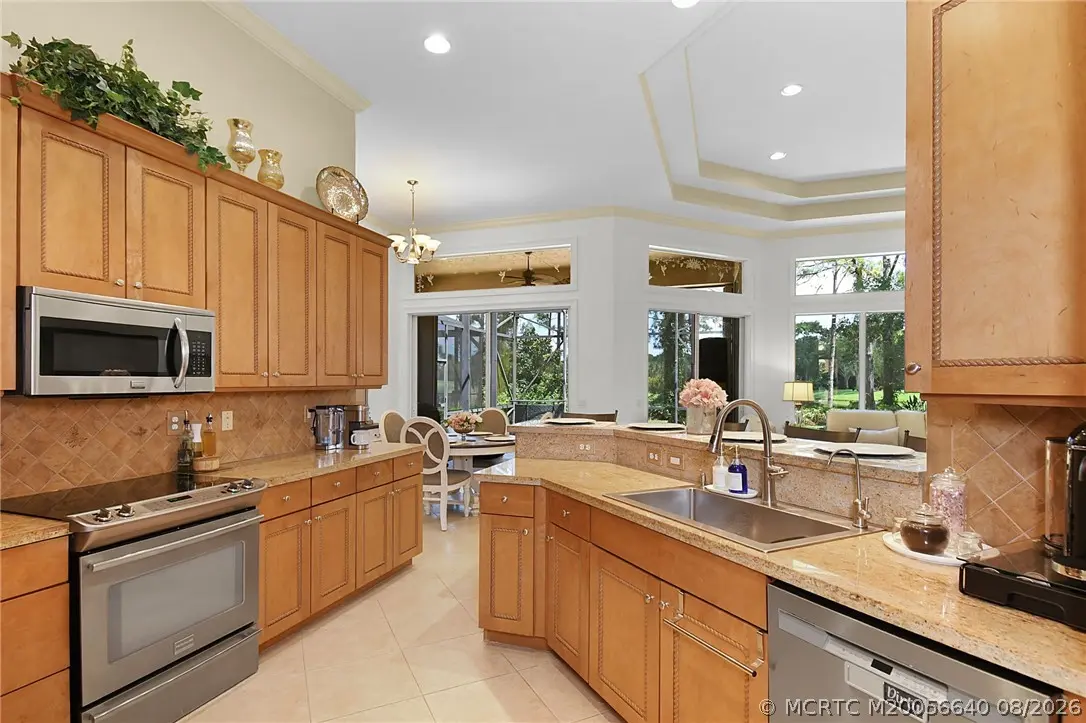 5 of 37 - 9400 Briarcliff Trace, Port St. Lucie, FL