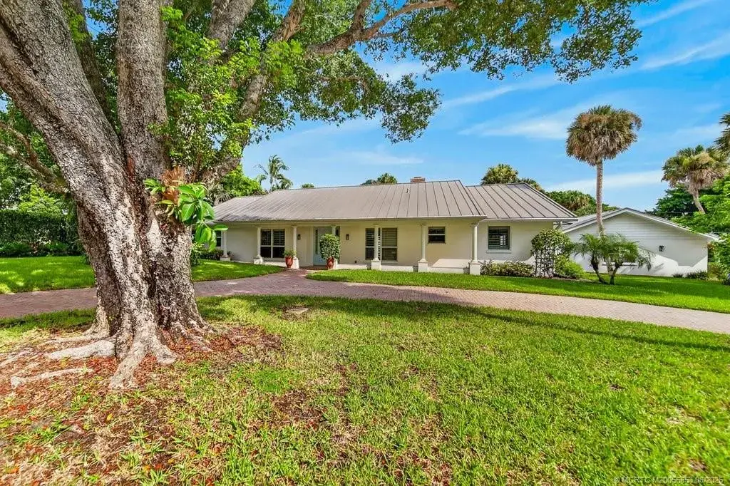 15 High Point Road, Sewalls Point